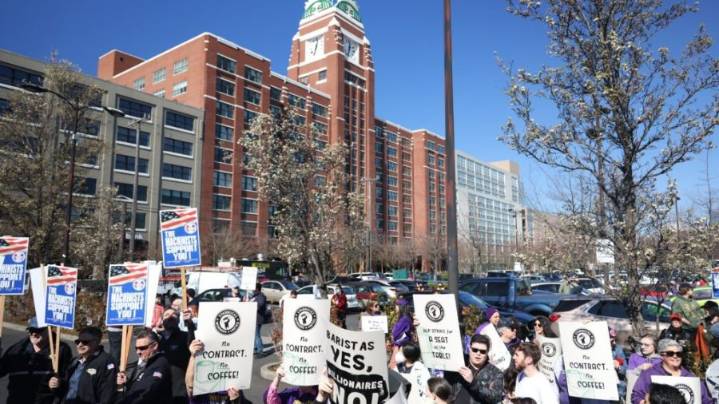 Two more Starbucks pickets planned in Seattle as 'Red Cup Rebellion' continues