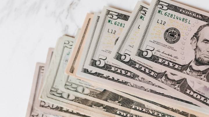 Dólar: a cuánto cotizan el oficial y las otras opciones cambiarias este viernes 14 de noviembre