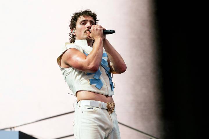 Benson Boone cancels UK show hour before, says he 'tried everything' to perform