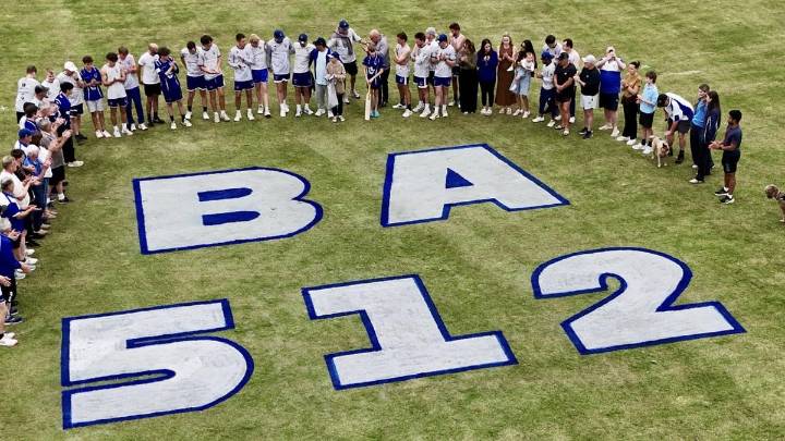 Ferntree Gully Cricket Club names 17yo Ben Austin as 12th man during memorial round in his honour