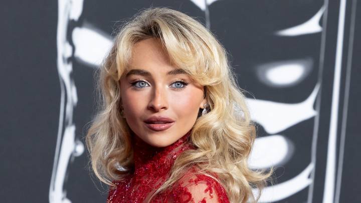 Sabrina Carpenter to star in new Alice in Wonderland movie