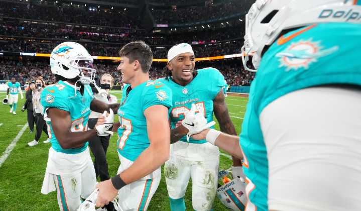 ¡Conquistaron el Bernabéu! Dolphins derrota a Washington Commanders en el primer juego de NFL en España