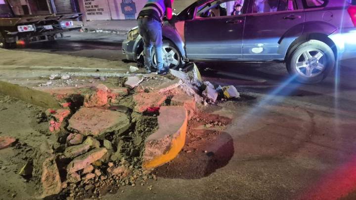 Conductor de 80 años atropella a peatones e intenta escapar en Torreón