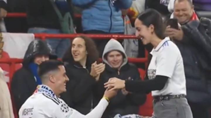 Lo mejor del Real Madrid ante el Liverpool: un "si quiero" en las gradas de Anfield