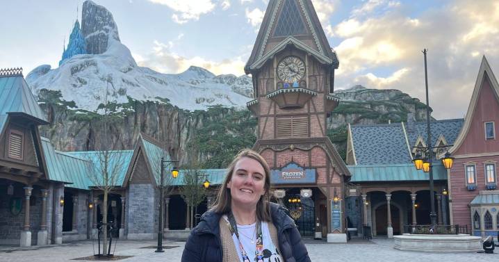 Disneyland Paris confirms Frozen land opening date