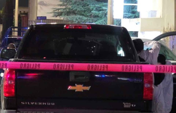 Encontraron armas en pick up baleada en Cuauhtémoc
