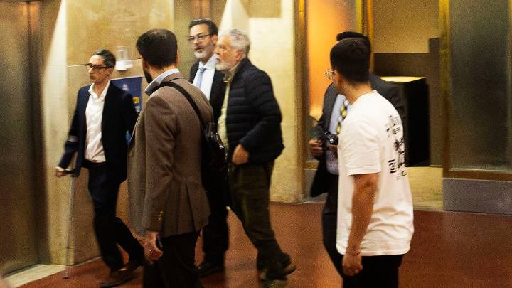 Tras entregarse en Comodoro Py, Julio De Vido quedó detenido en la cárcel de Ezeiza