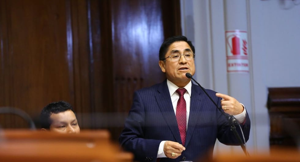 Ejecutivo aprueba extradición de César Hinostroza desde Bélgica