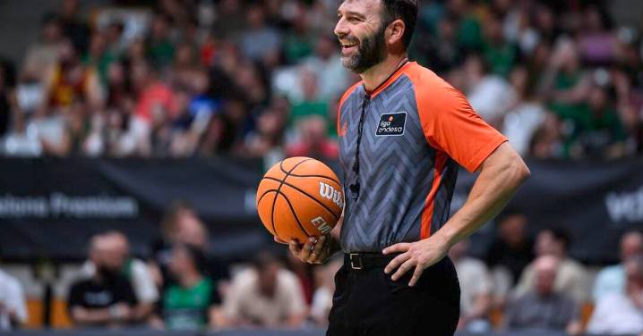 Los árbitros del MoraBanc Andorra