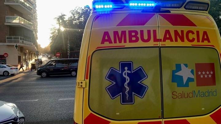 Muere una mujer y un hombre sufre quemaduras en el 90% de su cuerpo en un incendio en un parque de Alcalá de Henares