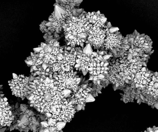 Light powered micromotors achieve flight in open air