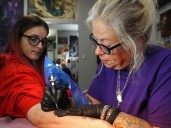 Belleville's Three Oaks Foundation holds tattoo fundraiser