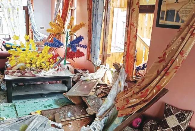 CM Omar promises compensation for nearby buildings damaged by blast