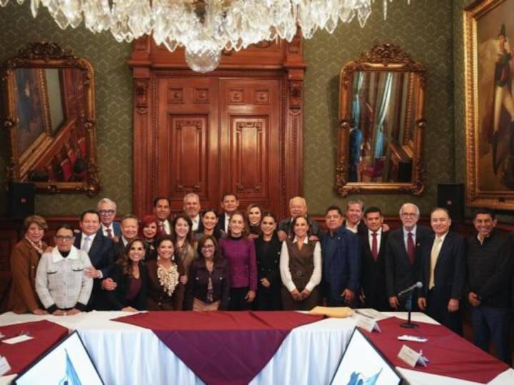 En Puebla monitorean se cumpla con el abasto necesario de medicamentos