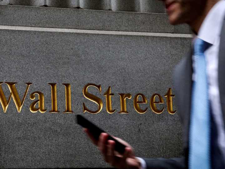 El riesgo país cayó debajo de los 600 puntos y crece la expectativa por el regreso de Argentina a los mercados