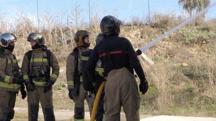 Los Bomberos de Sevilla completan un amplio ciclo de formación en rescate, incendios y nuevas emergencias