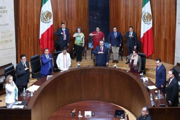 Ofrece Bátiz austeridad y poner fin a conflictos en TEPJF