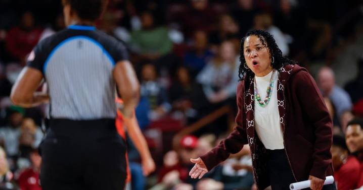 Edwards scores 18 to lead No. 2 South Carolina past Clemson 65-37 for 15th straight win in series