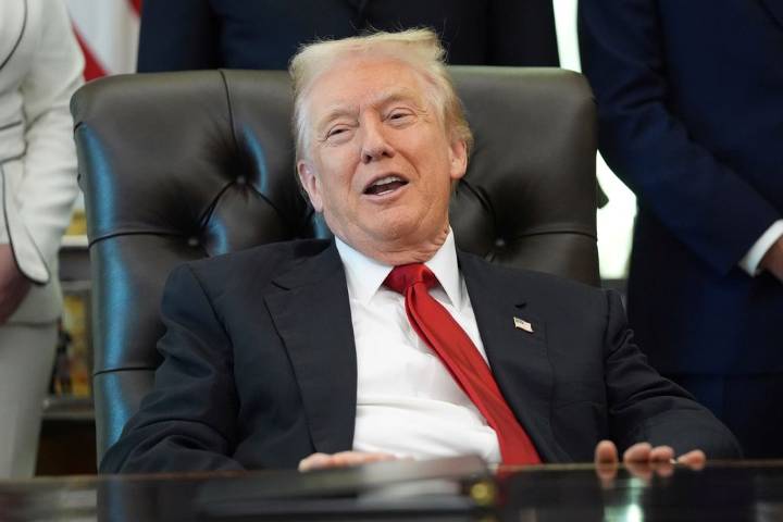 White House hails 'beautiful' prospect of new Commanders stadium bearing Trump's name