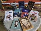 Tarek William Saab realizó en Mérida Jornada de Justicia de Calle y presentó sus poemarios en la Filven (+Video) 30 de noviembre de 2025 | País Los escritores Luis Figuera y Alberto Jiménez Ure califi