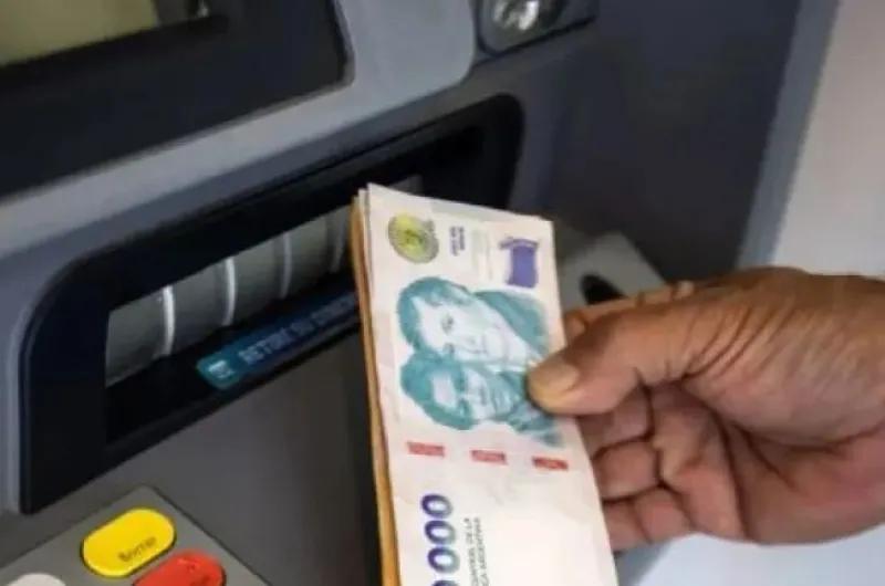 El martes 18 se acreditará la segunda cuota del bono de fin de año para empleados públicos provinciales