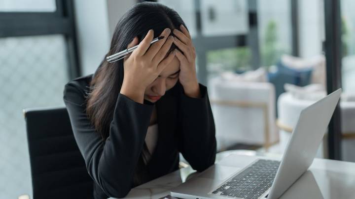 Sedentarismo, estrés y consumo de alcohol: expertos alertan que los ACV están afectando también a los jóvenes colombianos y advierten cómo prevenirlos