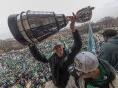 Roughriders' QB Trevor Harris savours Grey Cup parade