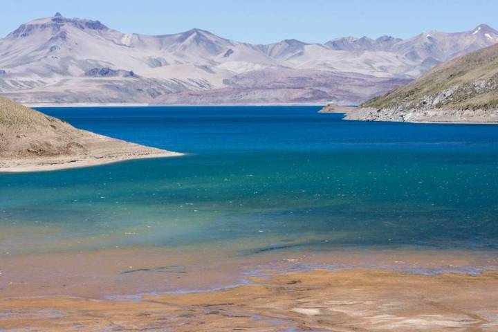 Cómo llegar a la Laguna del Maule: guía completa para uno de los grandes lugares turísticos en Chile