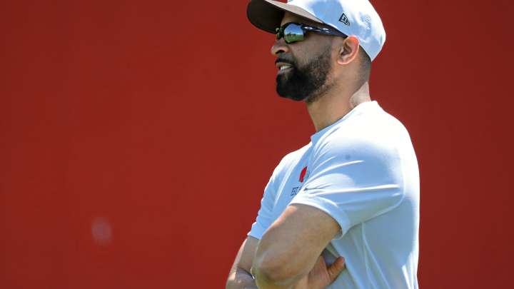 Follow along here as Browns close in on 2025 NFL trade deadline