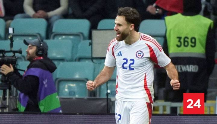 "Copia de la de Venezuela": Filtran nueva camiseta alternativa de Chile y así reaccionaron los hinchas