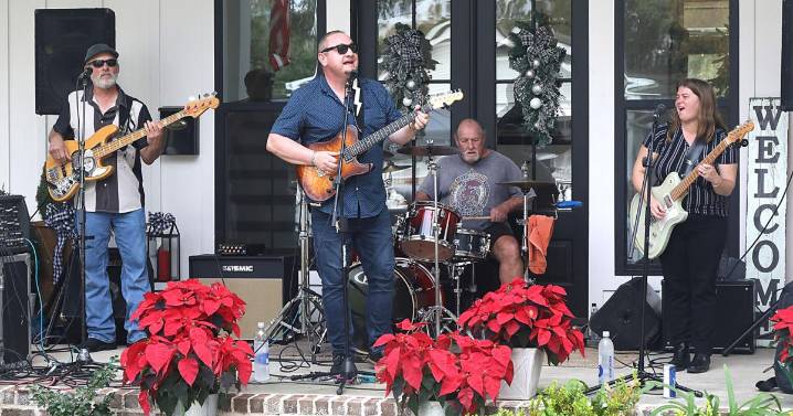 St. Tammany moving from Thanksgiving toward Christmas