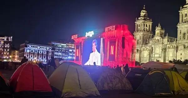 Maestros de Telesecundaria continúan en el Zócalo