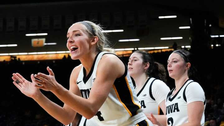 Iowa women's basketball vs Evansville live updates, highlights, TV