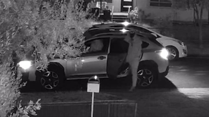 Machine gun attack targets two Melbourne homes in terrifying ambush