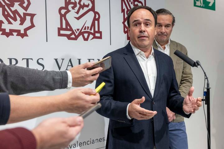 Pérez Llorca presenta su candidatura para relevar a Mazón al ver muy cercano el acuerdo con Vox: “Si no, no lo haría”
