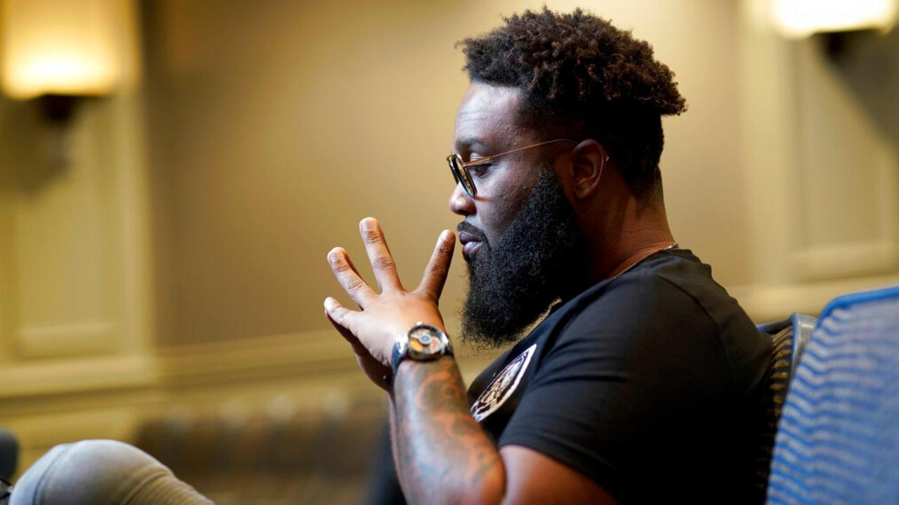 Blanco Brown pokes fun at AI-generated song 'Walk My Walk'