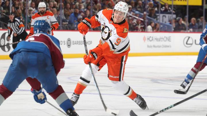NHL On Tap: Carlsson, Ducks face Avalanche looking for 8th straight win