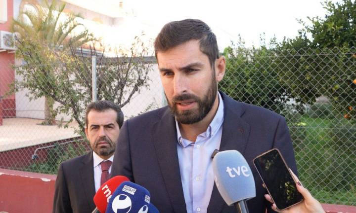 Antelo exige al PP que “este miércoles cierre todos los centros de inmigración ilegal” en la Región de Murcia