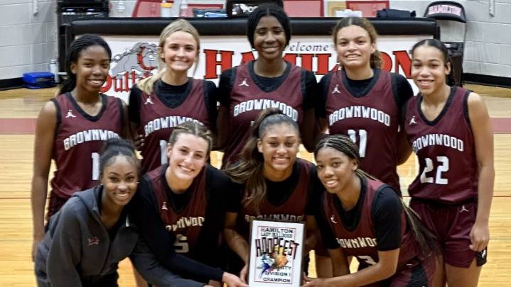 No. 24 Lady Lions capture Hamilton tournament championship with 44