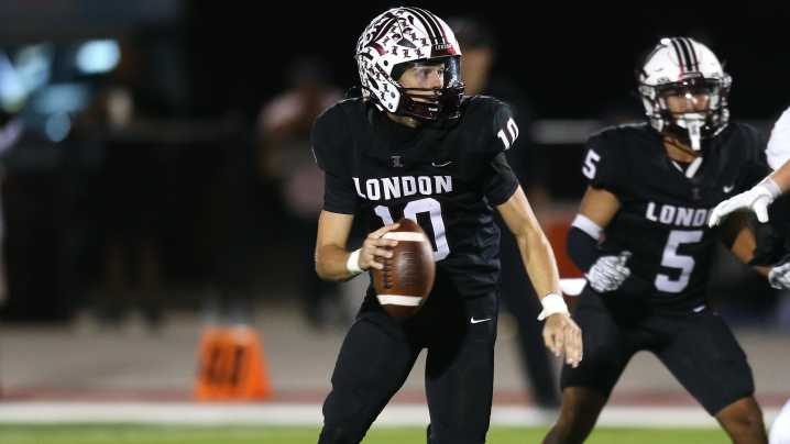 PHOTOS: London football vs. Orange Grove in regular
