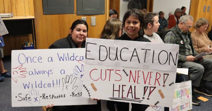 Corvallis School Board closes an elementary and middle school to deal with budget shortfall