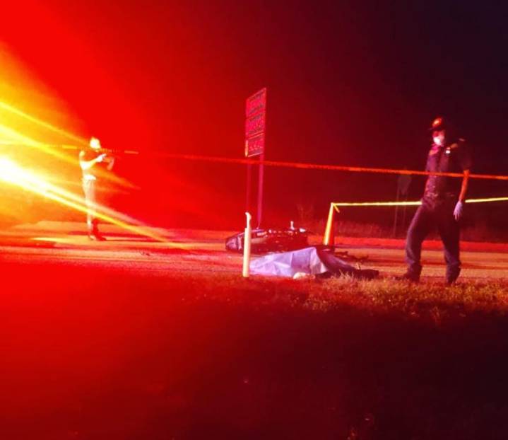 Motociclista de chocholá pierde la vida tras chocar de frente contra un tráiler en la carretera Campeche