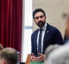 Mamdani revisará políticas para proteger a migrantes venezolanos