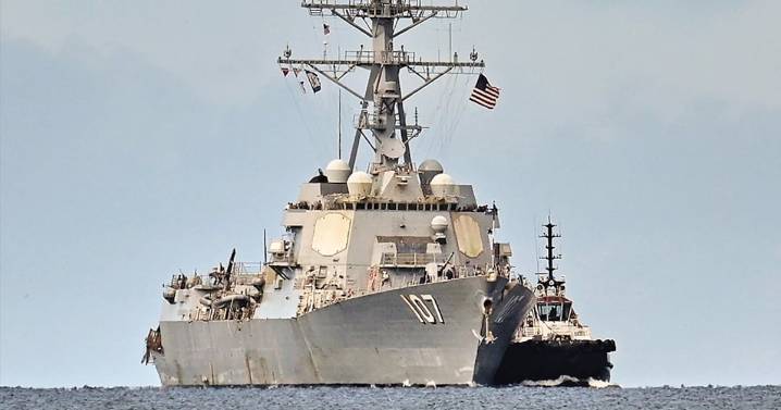 Trump: bombardeos a cárteles terroristas no se limitan a Venezuela