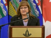 Alberta's child and youth advocate calls for better intervention after 60 deaths in year's time