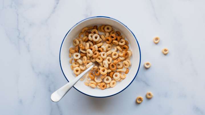 This Classic Breakfast Cereal Only Has 4 Ingredients (It's Not Cheerios)