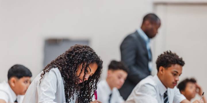 The Pew Research Center Says Teen Girls Are Way Less Interested in Marriage Now