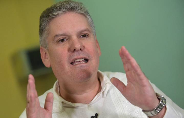 Imputan a ex ministro cubano por "espionaje" y diversos delitos económicos