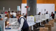 Ecuador vota para decidir sobre el regreso de bases militares extranjeras y una nueva Constitución