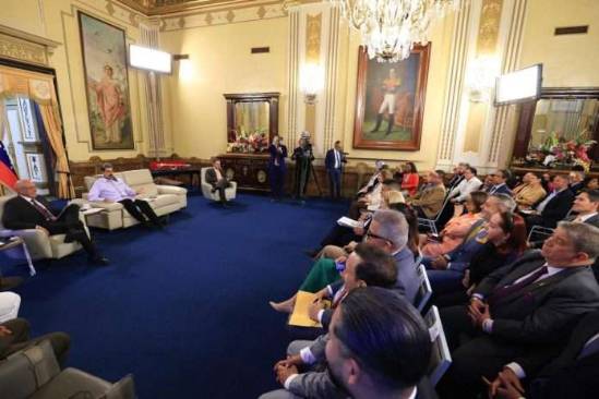 Maduro: «La verdad es que Venezuela es inocente, y todo lo que se está haciendo contra Venezuela es para justificar una guerra»